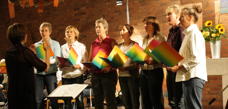 Chor Ohne Namen bei Konzert in Rath